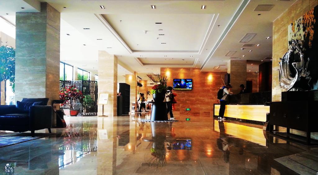 Reethi Rah Hotel Сямън Екстериор снимка