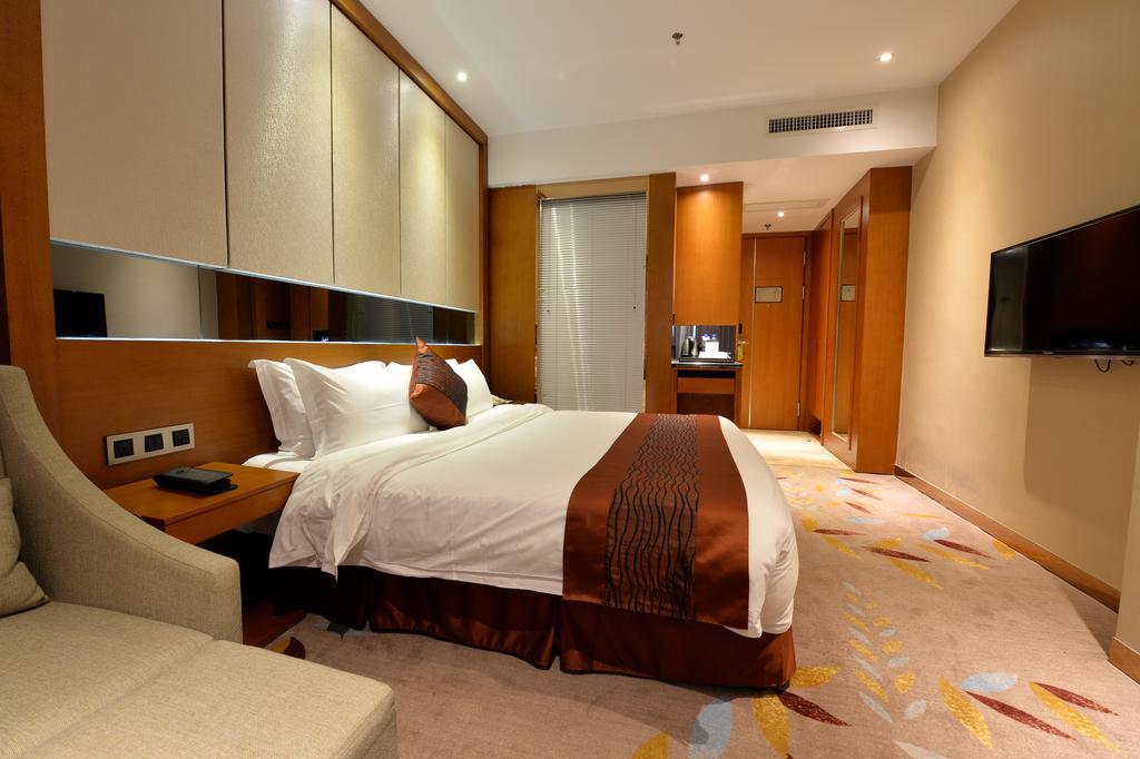 Reethi Rah Hotel Сямън Екстериор снимка