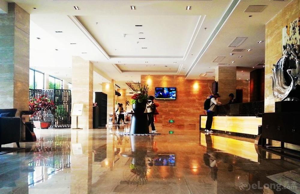 Reethi Rah Hotel Сямън Екстериор снимка