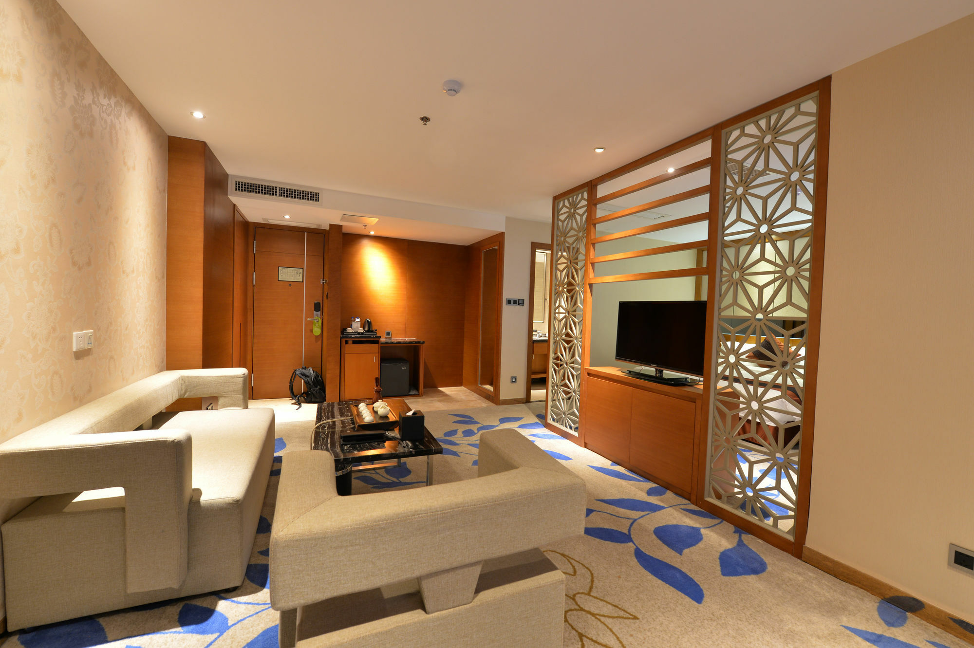 Reethi Rah Hotel Сямън Екстериор снимка